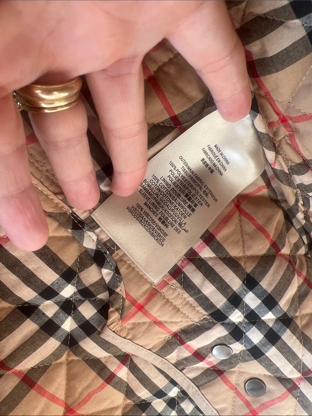 Burberry Quilted Beige Puffer Coat with Signature Check Lining - Picture 5 of 10